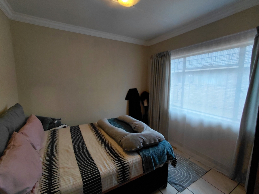 To Let 2 Bedroom Property for Rent in Doringkruin North West